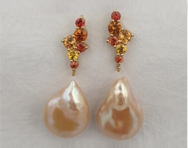 Boucles D'oreilles Saphirs Orange Grenats Spessartite Et Perles D'eau Douce Naturelles